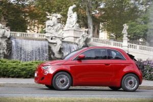 fiat 500 red